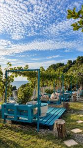 Beach-garden flat