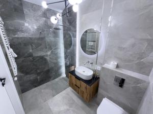 Sky Jagodno Apartament z Jacuzzi