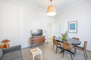 Piazza Capponi Apartment