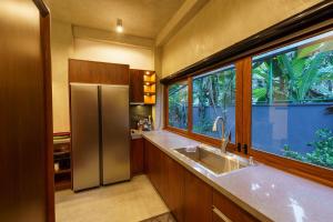 Pool Villa & Urban Forest by the Lake, Colombo