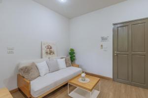 1BR Condo Near Bangtao Beach - Hill Myna 403