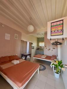Maru Vibe Studio unit
