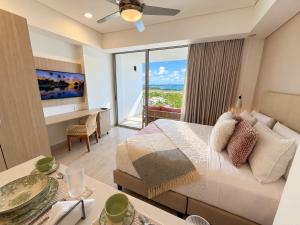 Suite con Balcón Piscina y Jacuzzi 3 min del Aeropuerto CB-1337