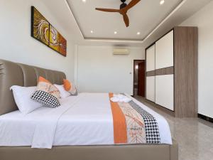 Ocean View Villa - Luxury 4 Bedroom Pool Villa with Cinema Room, Spa Room and Sauna