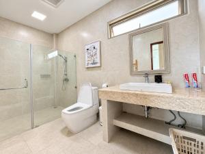 Ocean View Villa - Luxury 4 Bedroom Pool Villa with Cinema Room, Spa Room and Sauna