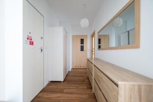 Wola Kasprzaka Homely Apartment by BookingHost