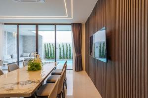 AChin Airport Pool Villa 4