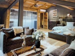 White Peaks Residence