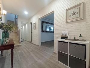 Amplia casa con piscina en Castelldefels