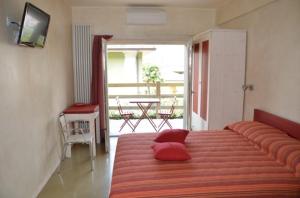 Double Room with Balcony room in Bikapì
