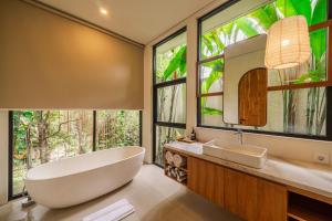 Abangan Palace Ubud - Three Bedroom Private Pool