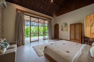 Abangan Palace Ubud - Three Bedroom Private Pool