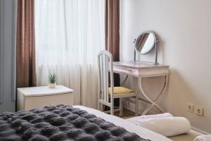 Athens Spacious 1BR with Blue Interiors
