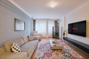 Athens Spacious 1BR with Blue Interiors