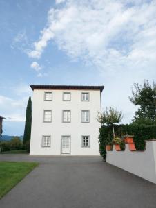 Independent apartment in a renovated farmhouse