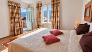 San Vito 2-Bed House Sleeps 4 w Garden &Parking