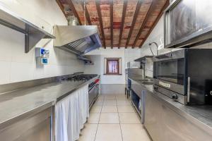 VILLA BORGO SAN PIETRO 44, Emma Villas