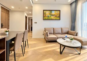 Luxury Apartment Riverside - Metro & Thao Dien View