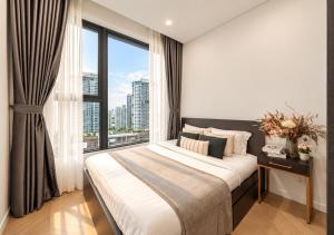 Luxury Apartment Riverside - Metro & Thao Dien View