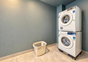 Luxury Apartment Riverside - Metro & Thao Dien View