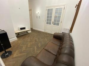 Fantastic Waw - NS51 Room D