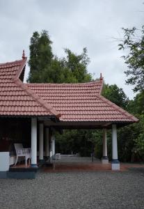AnasthanathuMadom Heritage Home