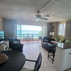 Apt D, Sea Foam Haciendas