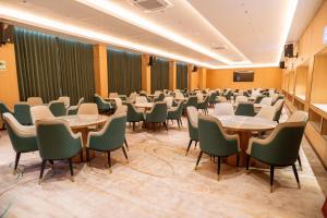 The One Hotel