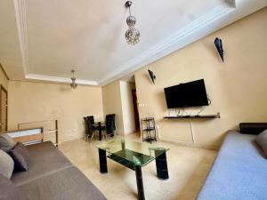Modern bright apartment close to amenities in Hay mohammadi agadir
