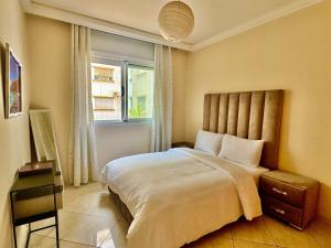 Modern bright apartment close to amenities in Hay mohammadi agadir