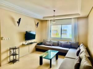 Modern bright apartment close to amenities in Hay mohammadi agadir