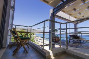 Gonis Suites