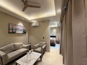 Cosmo Stays 1 BHK near Gaur city