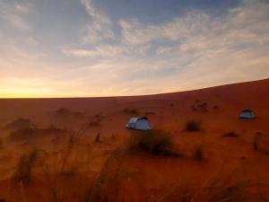 Tiziri - Vivac en el desierto - Merzouga