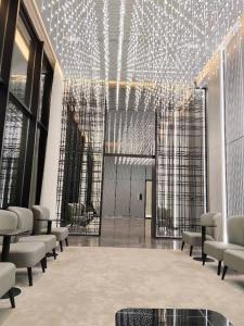 200m to West Lake - Luxury Apartment - 2BR - 3min to Lotte - Highrise