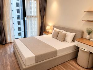 200m to West Lake - Luxury Apartment - 2BR - 3min to Lotte - Highrise