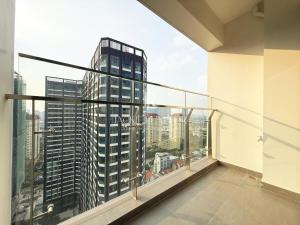 200m to West Lake - Luxury Apartment - 2BR - 3min to Lotte - Highrise
