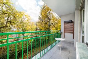 Mokotów Urban Spacious Apartment by BookingHost