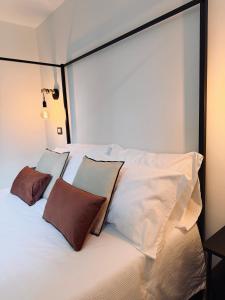 Aria Living Collection B&B