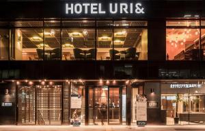 Hotel Uri&