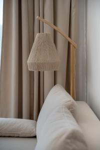 Air-conditioned Studio Near the Airport by Heyrent