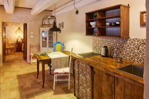 Accommodation offer 17542630