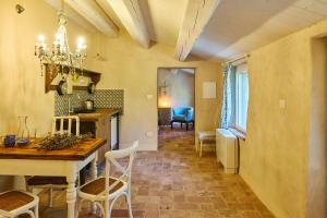 Accommodation offer 17542647