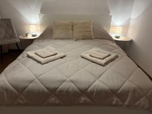 A cozy room in a great location