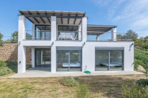 Minimal Sea View Maisonette Argolida Greece