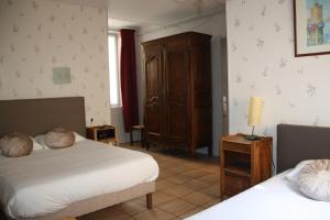 Hotels Hotel Republique : Chambre Lits Jumeaux