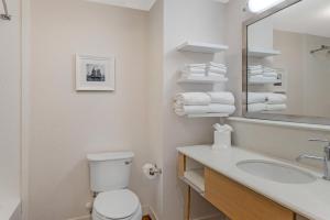 Hampton Inn- Suffolk