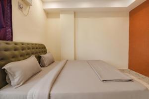 FabHotel Royal Crest