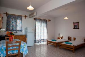 Syraina Apartments Skiathos Greece