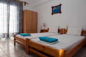 Syraina Apartments Skiathos Greece